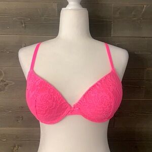 So juniors hot pink bra